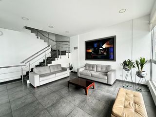 Foto 10 de ARRIENDO ESPECTACULAR OFICINA 35 M2 LA COLINA