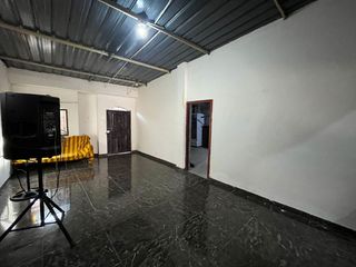 Foto 4 de casa de venta en manta sector los esteros F/V