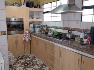 Foto 6 de ESPECTACULAR DEPARTAMENTO CON UNA LINDA VISTA DE LIMA. SE VENDE POR VIAJE,