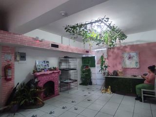 Foto 8 de Venta Edificio comercial y residencial Urdesa Central Av Victor Emilio Estrada Guayaquil
