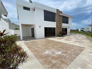 Foto 15 de casa de venta en urbanización manta