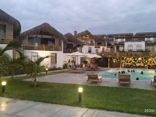 Foto 2 de Se vende hermosa casa de 02 pisos con cómoda terraza y una vista espectacular … sol todo el año !!