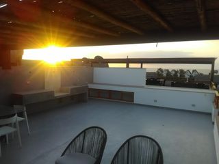 Foto 17 de Se vende hermosa casa de 02 pisos con cómoda terraza y una vista espectacular … sol todo el año !!
