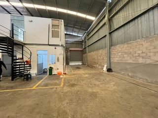 Foto 2 de BODEGA EN ARRIENDO -BOSQUE