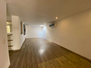Foto 9 de Espectacular casa en alquiler con ascensor para vivienda o empresa, Sector Parque El Golf