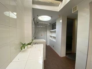 Foto 5 de Espectacular casa en alquiler con ascensor para vivienda o empresa, Sector Parque El Golf