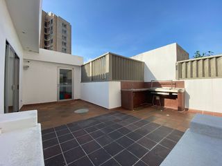 Foto 12 de Espectacular casa en alquiler con ascensor para vivienda o empresa, Sector Parque El Golf
