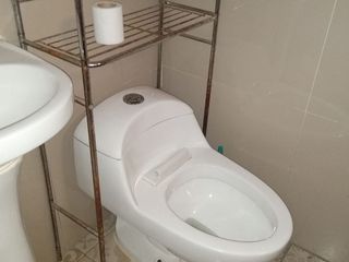 Foto 10 de Se vende Casa Comercial, con local y Departamentos frente a Avenida, en Villa El Salvador