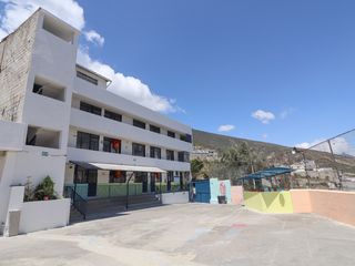 Foto 16 de UNIDAD EDUCATIVA DE VENTA EN POMASQUI