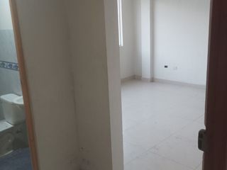 Foto 4 de Alquiler De Departamento En Urb. San Antonio De Carabayllo
