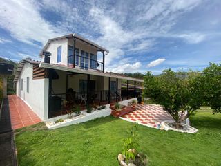 Foto 2 de CASA CAMPESTRE MONIQUIRA VENTA