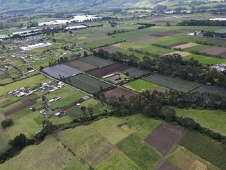 Foto 3 de VENTA  DE QUINTA/ 10Ha² / MACHACHI/ALOASI