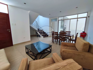 Foto 3 de Casa triplex en condominio privado con terraza y vista a la ciudad en la mejor ubicación de Piura