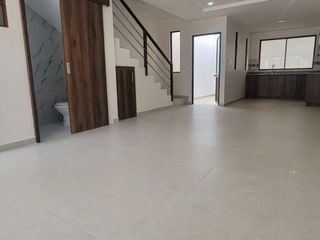 Foto 7 de CASAS VIP EN CUENCA RIO AMARILLO