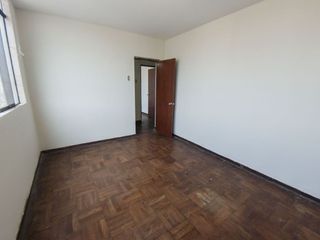 Foto 12 de VENTA DEPARTAMENTO EN EL RIMAC CON VISTA EXTERNA A LA Av. Felipe Arancibia