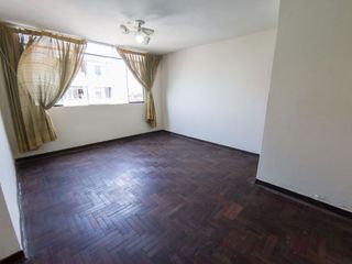 Foto 15 de VENTA DEPARTAMENTO EN EL RIMAC CON VISTA EXTERNA A LA Av. Felipe Arancibia
