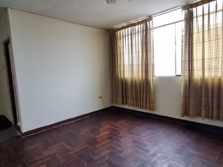 Foto 3 de VENTA DEPARTAMENTO EN EL RIMAC CON VISTA EXTERNA A LA Av. Felipe Arancibia