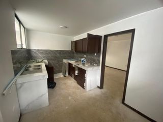 Foto 4 de ALQUILER CASA CON SUITE EN GARZOTA