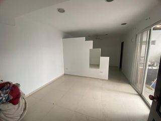 Foto 5 de ALQUILER CASA CON SUITE EN GARZOTA