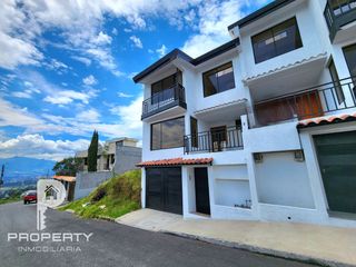 Foto 2 de Casa Crédito VIP 220 m2 Valle de los Chillos Puente 3 por estrenar terraza jardín parqueadero cubierto esquinera