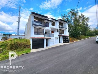 Foto 19 de Casa Crédito VIP 220 m2 Valle de los Chillos Puente 3 por estrenar terraza jardín parqueadero cubierto esquinera