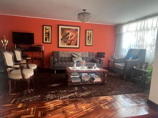 Foto 2 de VENDO LINDA CASA EN URBANIZACION PROLONGACION BENAVIDES,SURCO
