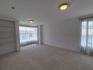Foto 11 de De venta en CUMBAYA - LA PRIMAVERA. Espectacular casa de 5 dormitorios.