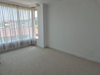 Foto 13 de De venta en CUMBAYA - LA PRIMAVERA. Espectacular casa de 5 dormitorios.