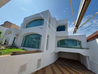 Foto 26 de De venta en CUMBAYA - LA PRIMAVERA. Espectacular casa de 5 dormitorios.