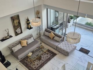 Foto 2 de En Cumbayá de venta Moderno Dúplex con espectacular vista al Ilaló.