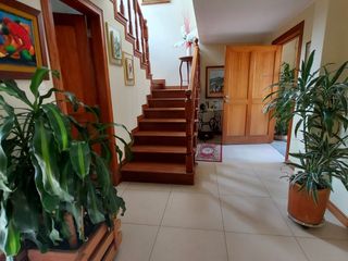 Foto 10 de CASA DE VENTA. CUMBAYÁ. San Juan alto.