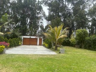 Foto 2 de Alquilo Jardines con piscina para bodas, eventos y casa de 7 dormitorios totalmente amoblada para hospedaje.