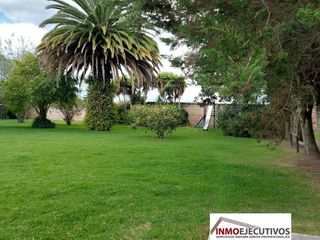 Foto 3 de Espectacular Quinta dentro de la Lotización San Francisco de Pifo.