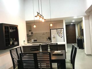 Foto 5 de En Cumbayá de venta Moderno Departamento con espectacular vista al Ilaló.