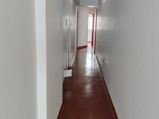 Foto 10 de Luminoso departamento de 3 dormitorios en Surquillo - venta