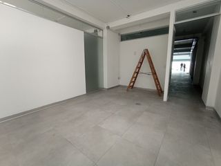 Foto 9 de ¡Alquiler de local comercial amplio en la mejor zona de Los Olivos e Independencia! 🏢📍