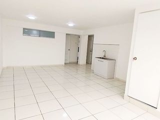 Foto 2 de VENTA DE DEPARTAMENTO EN LA MOLINA CERCA A AVENIDAS PRINCIPALES