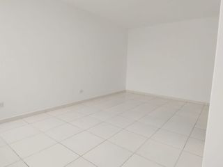 Foto 6 de VENTA DE DEPARTAMENTO EN LA MOLINA CERCA A AVENIDAS PRINCIPALES