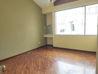 Foto 6 de Casa en renta  alquiler norte de Quito Santa Lucia Kennedy