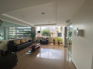 Foto 1 de Departamento de venta de 3 dormitorios en sector de Cotocollao Quito Ecuador