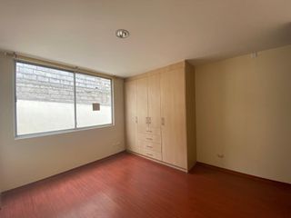 Foto 11 de Departamento de venta de 3 dormitorios en sector de Cotocollao Quito Ecuador