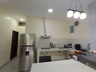 Foto 4 de Venta de casa, 5 dormitorios en Sauces 2, Guayaquil