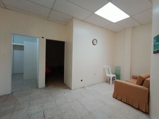 Foto 8 de Venta de casa, 5 dormitorios en Sauces 2, Guayaquil