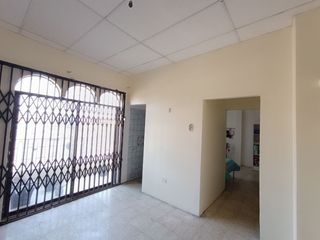 Foto 9 de Venta de casa, 5 dormitorios en Sauces 2, Guayaquil