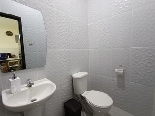Foto 15 de Venta de casa, 5 dormitorios en Sauces 2, Guayaquil