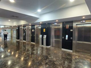 Foto 7 de Oficina Implementada de 211 m² con Vista Interna en Santiago de Surco