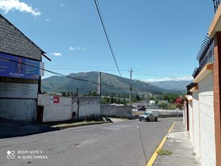 Foto 4 de Vendo terreno de 1.264M2 con oficinas y galpon en la Av. General Rumiñahui