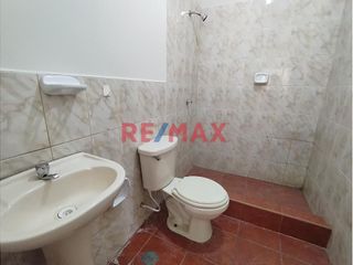 Foto 10 de Alquilo Departamento En 3Er Piso Para Uso De Oficinas De 105.75 M2 En Urb Las Mercedes Con Vista Av Sanchez Cerro Y Jr Huascar. ID: 1117141