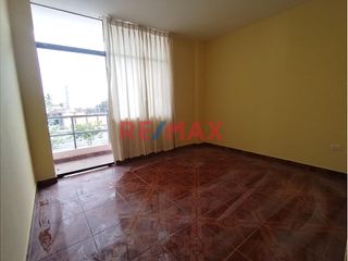 Foto 6 de Alquilo Departamento En 3Er Piso Para Uso De Oficinas De 105.75 M2 En Urb Las Mercedes Con Vista Av Sanchez Cerro Y Jr Huascar. ID: 1117141