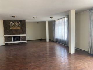 Foto 43 de Venta Casa  Rentera sector Jipijapa 3 departamentos